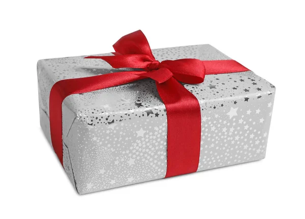 Рождественский Подарок Коробка Завернутая Бумагу Звездного Рисунка Белом Фоне — стоковое фото