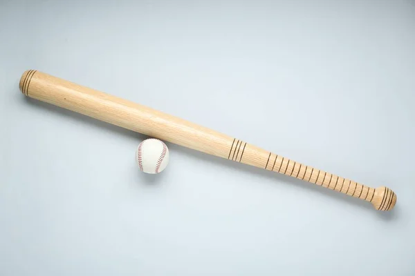 Wooden Baseball Bat Ball Light Grey Background Flat Lay Sports — Stock Photo, Image