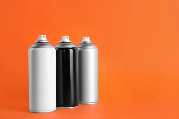 Cans Spray Paints Orange Background Space Text — Stock Photo, Image