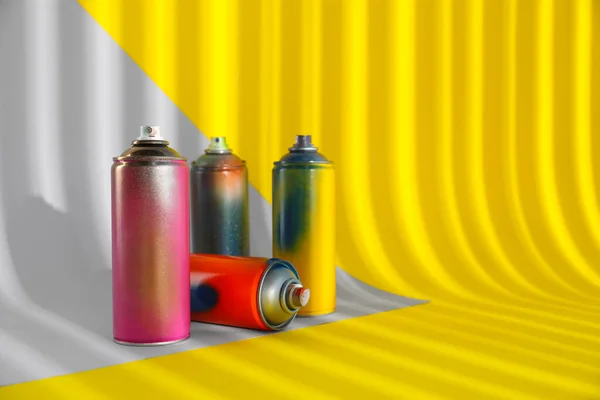 Used Cans Spray Paints Color Background Space Text — Stock Photo, Image
