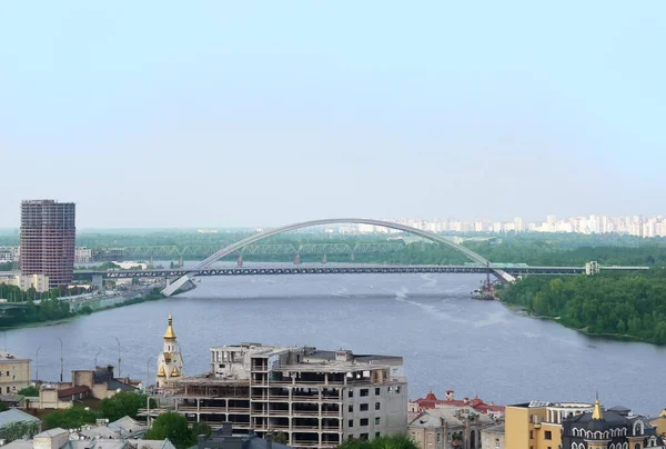 Beautiful Cityscape Modern Bridge River — Stock Photo, Image