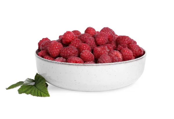 Bowl Fresh Ripe Raspberries Green Leaves Isolated White — Stockfoto