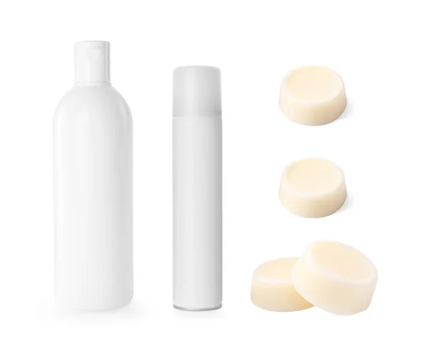 Conjunto Com Diferentes Tipos Shampoo Comum Seco Sólido Fundo Branco — Fotografia de Stock