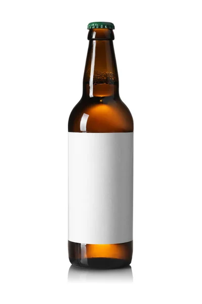Bruine Glazen Fles Bier Geïsoleerd Wit — Stockfoto