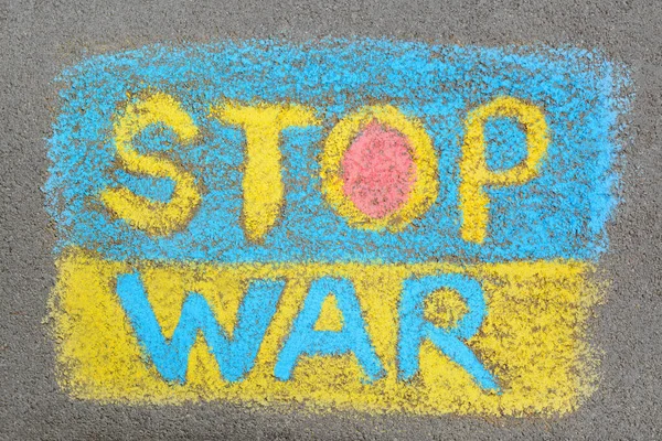 Флаг Украины Словами Stop War Drawn Colorful Chalks Asphalt Outdoors — стоковое фото