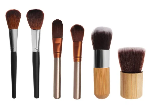 Set Con Diferentes Pinceles Maquillaje Para Aplicar Productos Cosméticos Sobre — Foto de Stock