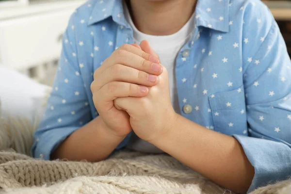 Girl Clasped Hands Praying Bed Closeup — Stock Photo, Image