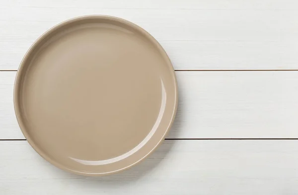 Empty Ceramic Plate White Wooden Table Top View Space Text — Stock Photo, Image