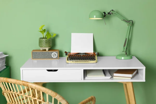 Writer Workplace Typewriter Wooden Desk Pale Green Wall Room — Foto de Stock