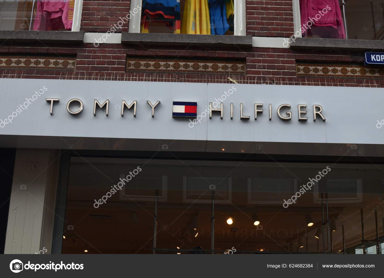 Tommy hilfiger logo Stock Photos, Royalty Free Tommy hilfiger logo Images |  Depositphotos