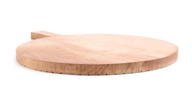 yuvarlak ahşap kesme tahtası üzerinde beyaz izole