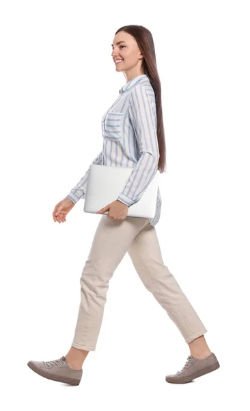 Junge Frau Mit Laptop Auf Weißem Hintergrund — Stockfoto
