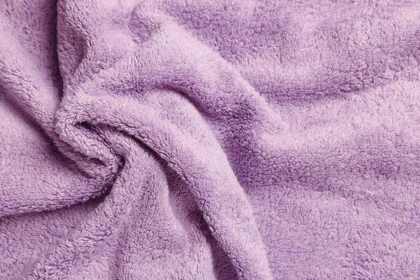 Miękki Pognieciony Blady Fioletowy Ręcznik Jako Tło Widok Góry — Zdjęcie stockowe