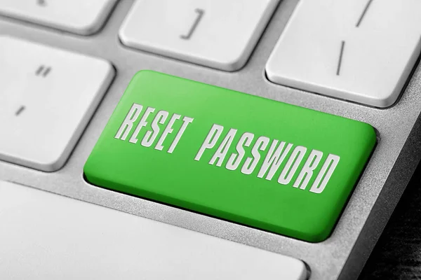 Botão Verde Com Texto Reset Password Teclado Vista Close — Fotografia de Stock