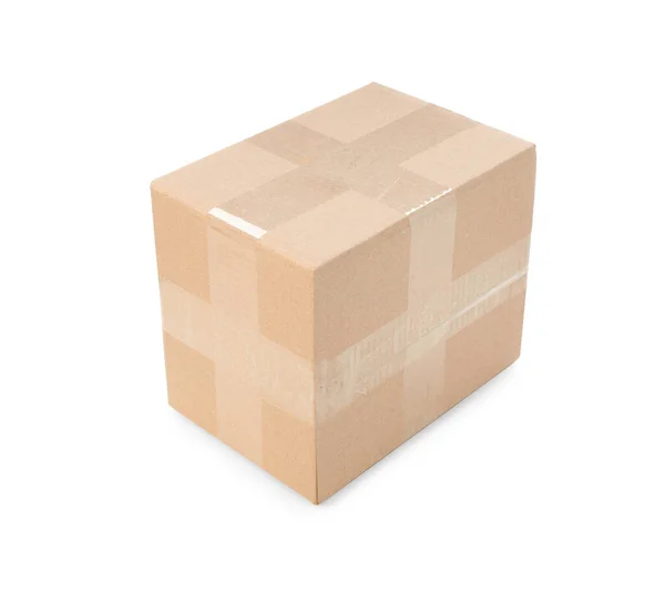 Одна Закрита Картонна Коробка Білому Тлі — стокове фото