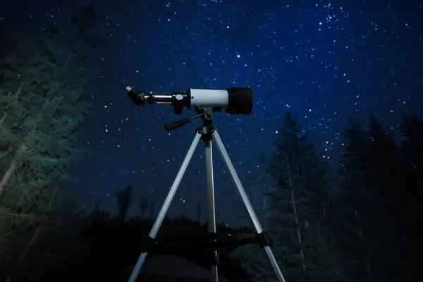 Modern Telescope Night Outdoors Learning Astronomy — Stock Photo, Image