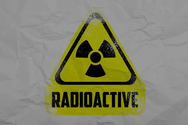 Radioaktiv Skylt Skrynkligt Vitt Papper Farosymbol — Stockfoto