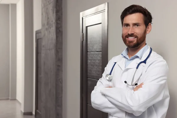 Doctor White Coat Stethoscope Indoors Space Text — Foto Stock