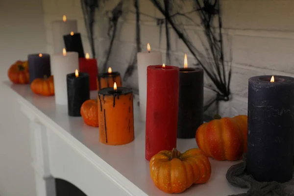 Candles Pumpkins Fireplace Indoors Closeup Halloween Decor — Stock Photo, Image