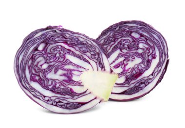 Beyaz arka planda taze kırmızı lahana.