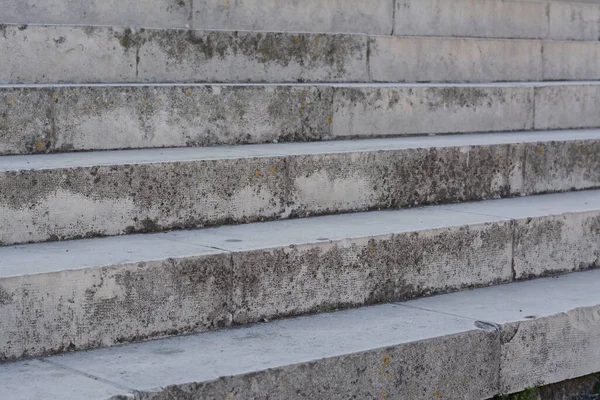 Dışarıdaki Boş Beton Merdivenlerin Görüntüsü Yakın Plan — Stok fotoğraf