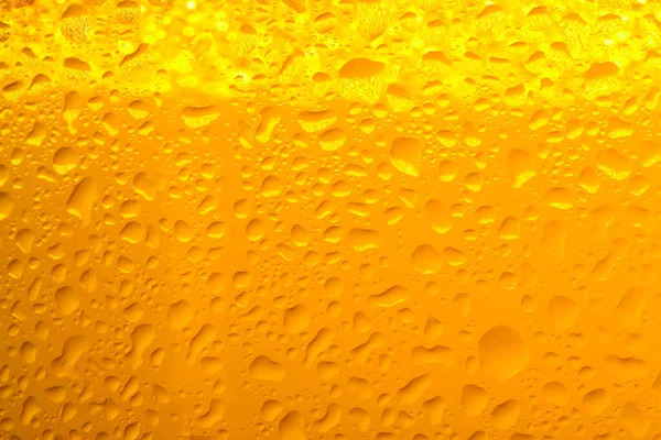 Склянка Смачного Холодного Пива Конденсацією Падає Фон Крупним Планом — стокове фото