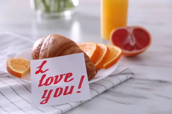 Romantisk Frukost Med Lapp Som Säger Jag Älskar Dig Bordet — Stockfoto