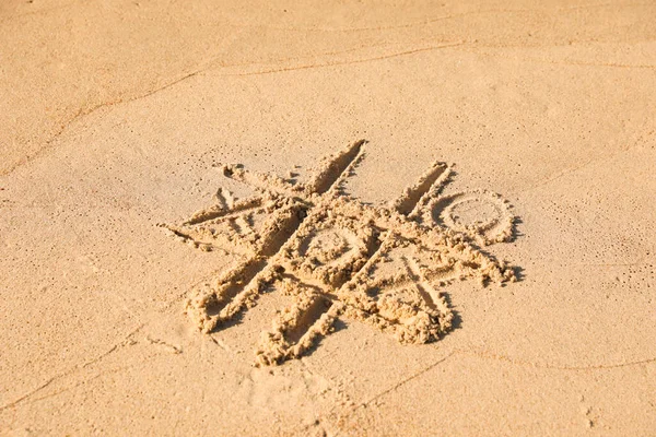 Tic Tac Toe Παιχνίδι Που Στην Αμμώδη Παραλία — Φωτογραφία Αρχείου