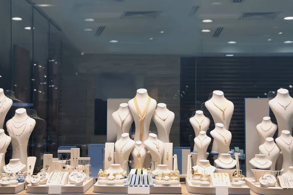 Showcase Luxury Accessories Beautiful Shop — Stock Photo, Image