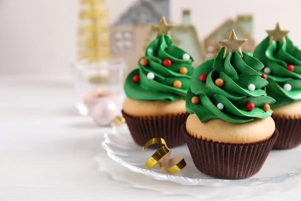 Christmas Tree Shaped Cupcakes White Table Space Text — Stock Photo, Image