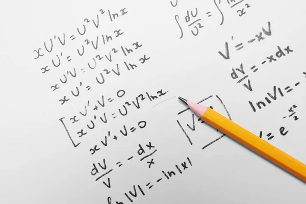 Papír Lap Matematikai Képlettel Ceruzával Felülnézet — Stock Fotó