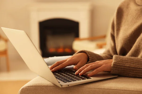 Woman Working Laptop Fireplace Home Closeup — Stock Photo, Image