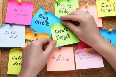 Kadın kâğıt üzerinde 