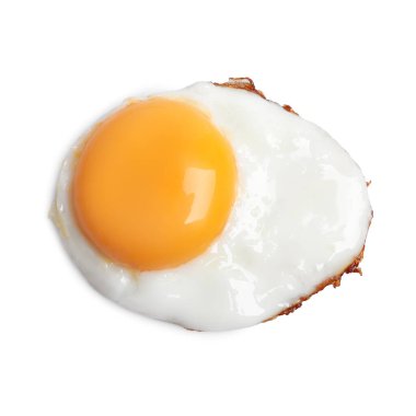 Lezzetli kızarmış yumurta beyazda izole, üst manzara