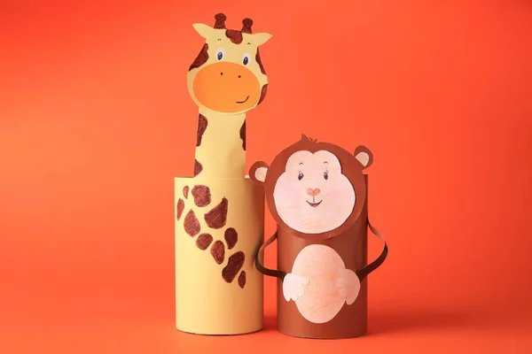 Toy Monkey Giraffe Made Toilet Paper Hubs Orange Background Children — Stockfoto