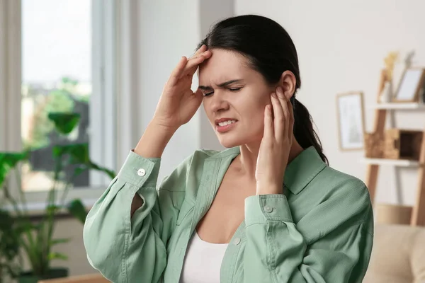 Young Woman Suffering Ear Pain Home — Stock Photo, Image