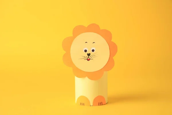 Toy Lion Made Toilet Paper Hub Yellow Background Children Handmade — Stockfoto