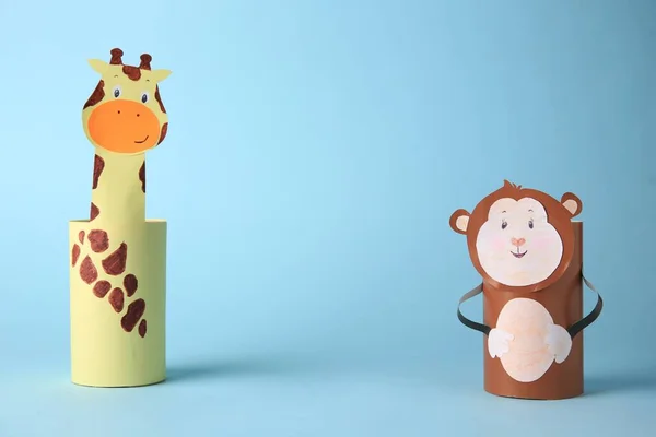 Toy Monkey Giraffe Made Toilet Paper Hubs Light Blue Background — Stockfoto