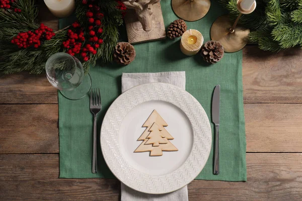 Festive Place Setting Beautiful Dishware Cutlery Decor Christmas Dinner Wooden — Fotografia de Stock