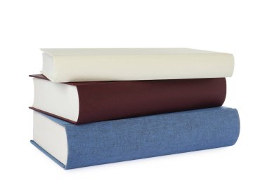 ciltli kitap üzerinde beyaz izole yığını