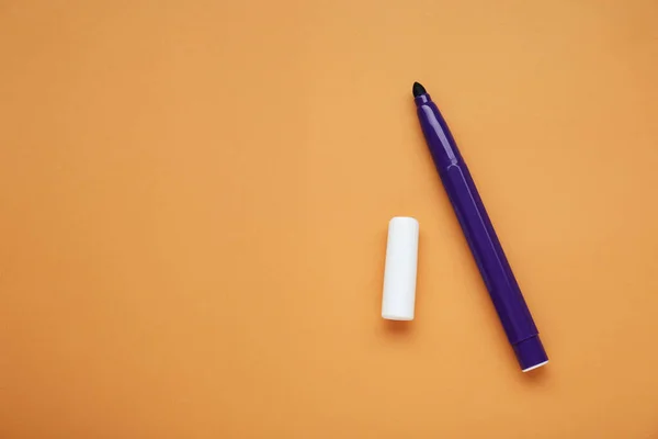 Purple Marker Light Brown Background Flat Lay Space Text — 스톡 사진