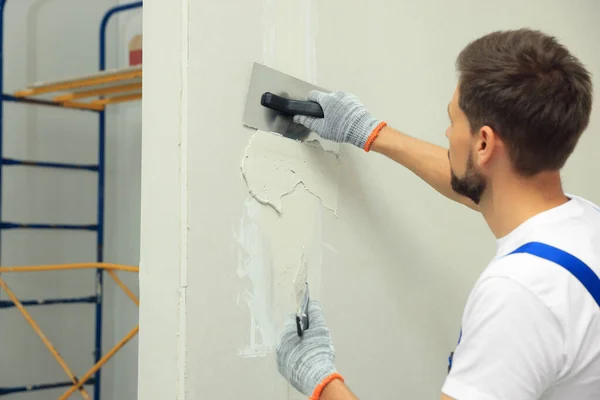 Professional Worker Plastering Wall Putty Knives Indoors — Fotografia de Stock