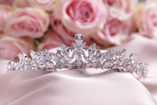 Beautiful Silver Tiara Diamonds Pink Silk Cloth — Zdjęcie stockowe