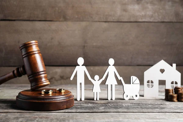 Divorce Concept Gavel Wedding Rings Paper Cutout Family Wooden Table — kuvapankkivalokuva