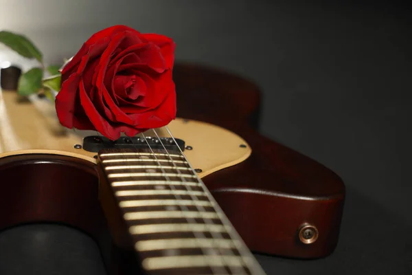 Beautiful Rose Electric Guitar Black Background Closeup Space Text — Zdjęcie stockowe