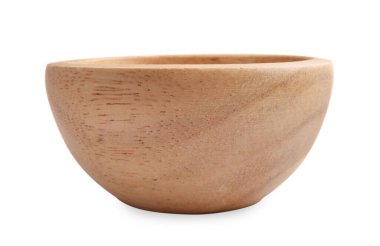 Beyaz arka planda yeni bir ahşap kase