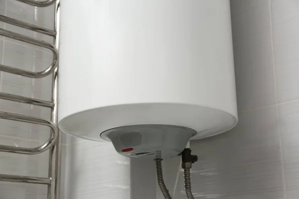White Boiler Maximum Energy Efficiency Indicator Indoors — Foto de Stock