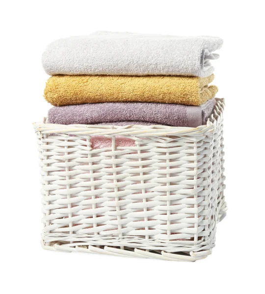 Wicker Laundry Basket Folded Towels Isolated White — Stock Photo, Image