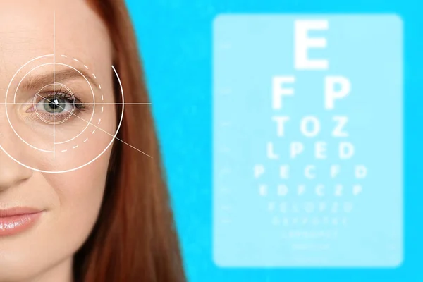 Prova Visiva Donna Grafico Degli Occhi Sfondo Azzurro — Foto Stock