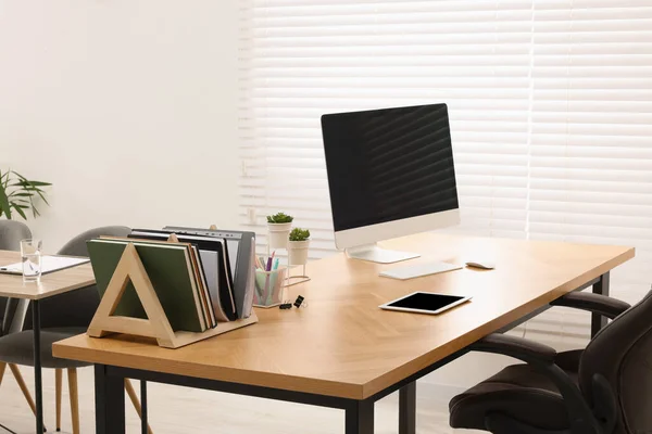 Stylish Workplace Computer Modern Office Interior Design — Stock Photo, Image